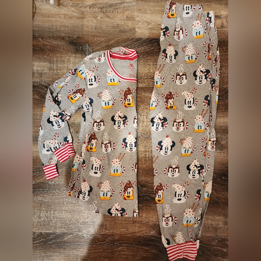 Disney Kids Hot Chocolate Mickey Mouse Character all over PJ set